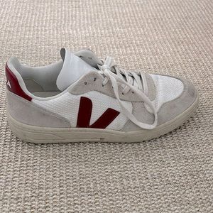 Vejas - used but in good condition. A few scuff marks but clean up very well.